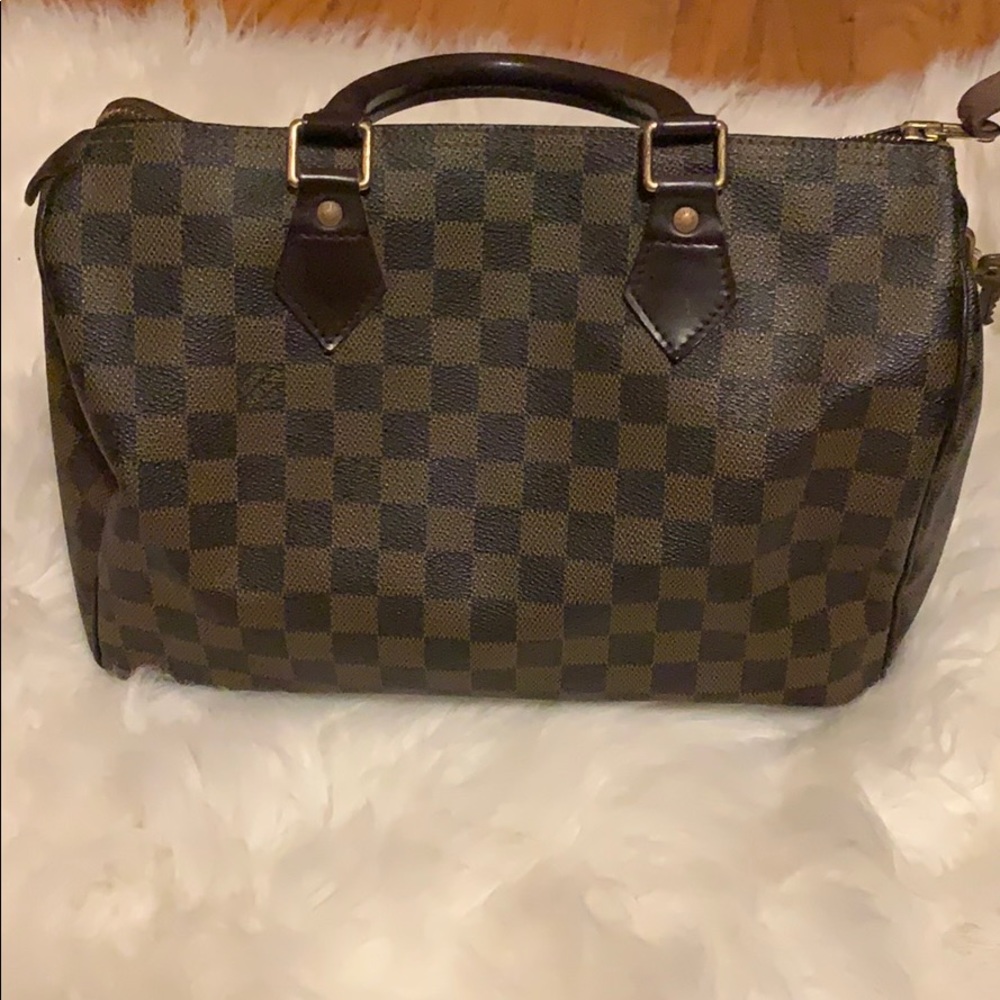 Louis Vuitton Speedy